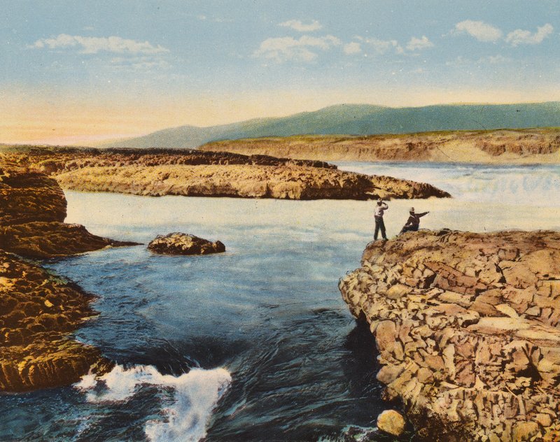 The Dalles na rzece Columbia (zdjęcie kolorowe) autorstwa American Photographer