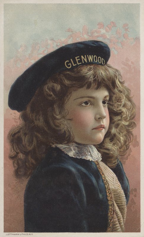 Ładna dziewczyna z kręconymi brązowymi włosami i czapką z nazwą Glenwood (chromolitho) autorstwa American School