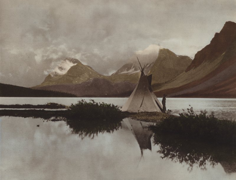 Bow Lake (kolorowe zdjęcie) autorstwa Byron Hill Harmon