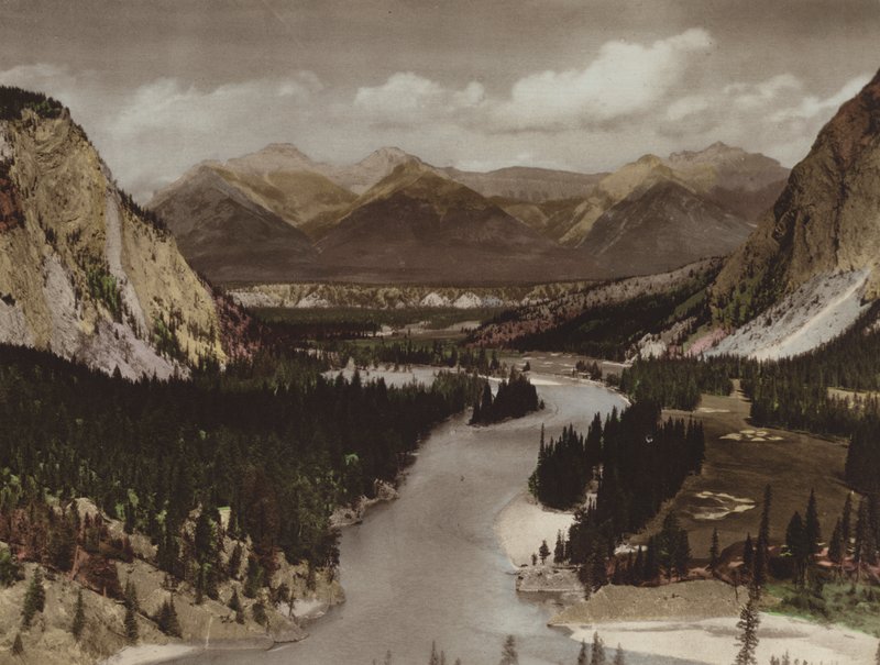 Bow Valley, Banff (kolorowe zdjęcie) autorstwa Byron Hill Harmon