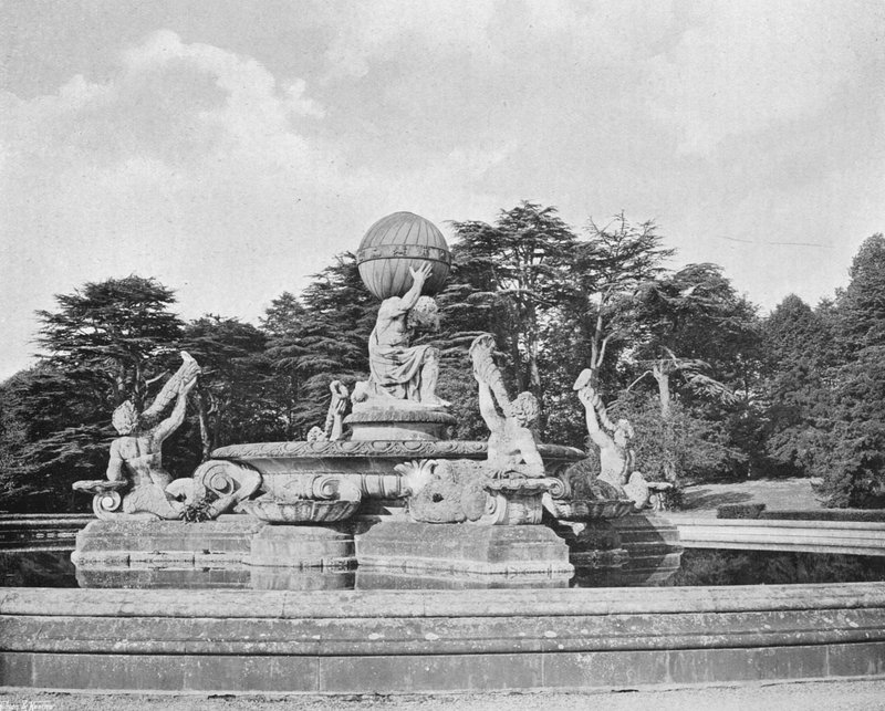 Kamienna fontanna autorstwa Charles Latham