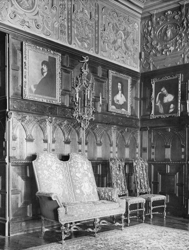 Narożnik Salonu autorstwa Charles Latham