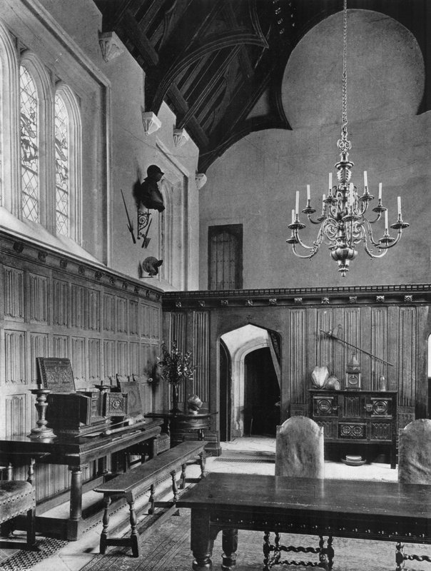 Wielka Sala: strona północna autorstwa Charles Latham