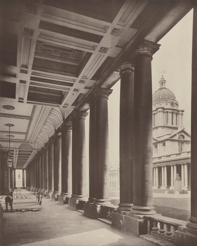 Szpital Greenwich, kolumnada autorstwa Charles Latham