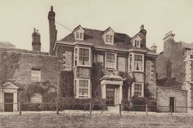 Dom na paradzie, Arundel, Sussex autorstwa Charles Latham