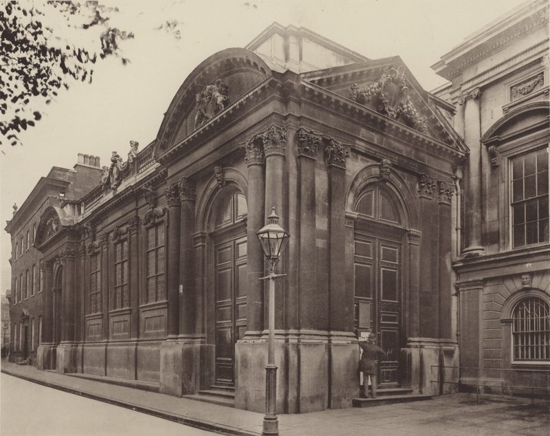 Urząd Hrabstwa, Northampton autorstwa Charles Latham