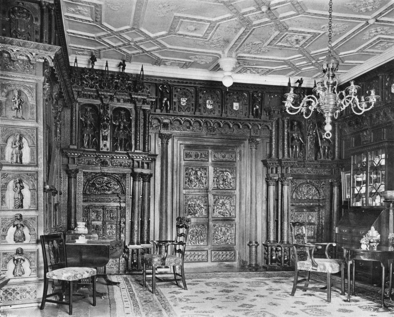 Salon autorstwa Charles Latham