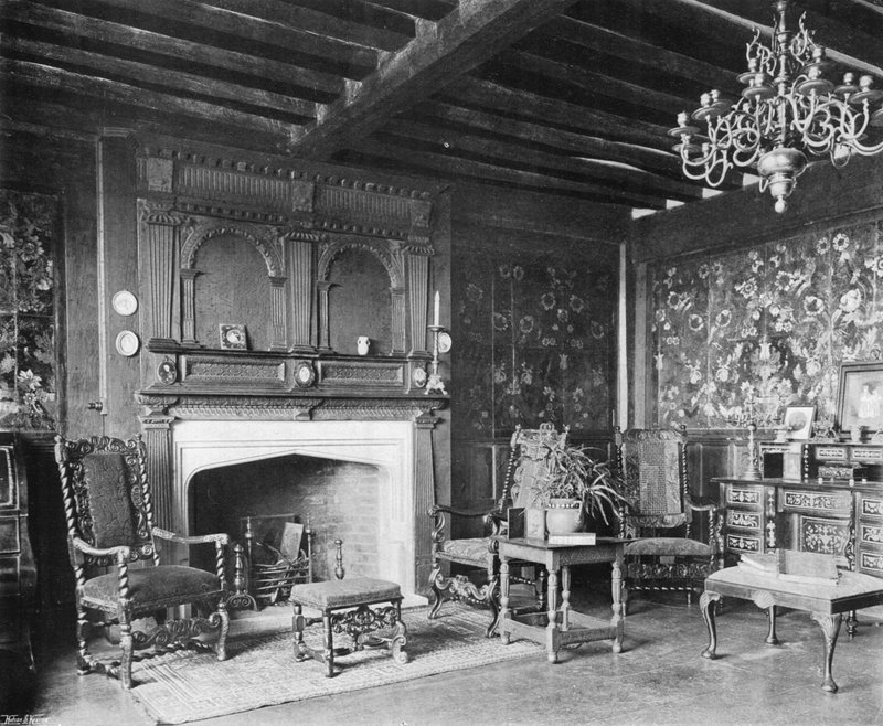 Salon autorstwa Charles Latham