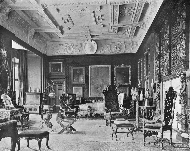 Salon autorstwa Charles Latham