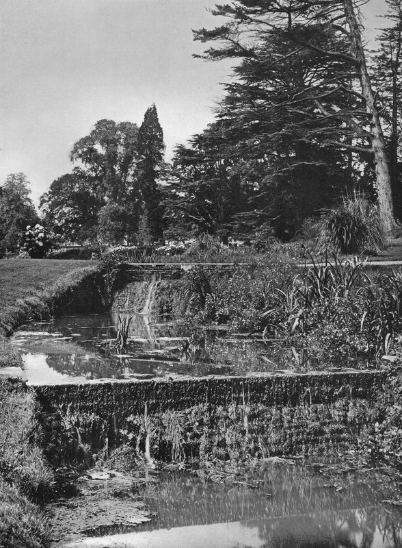 Wodospady Ogrodowe autorstwa Charles Latham