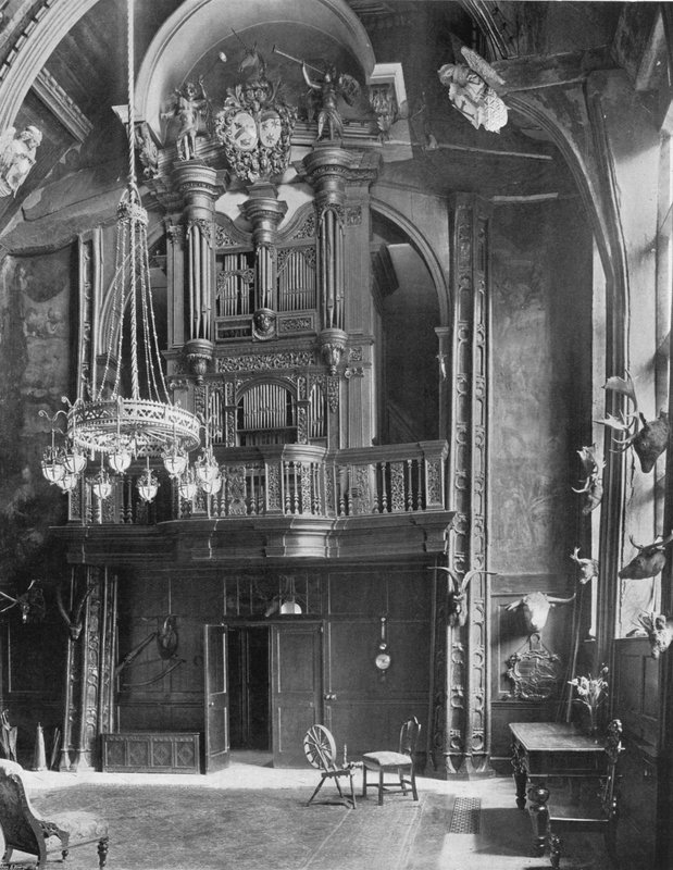 Stara Sala autorstwa Charles Latham