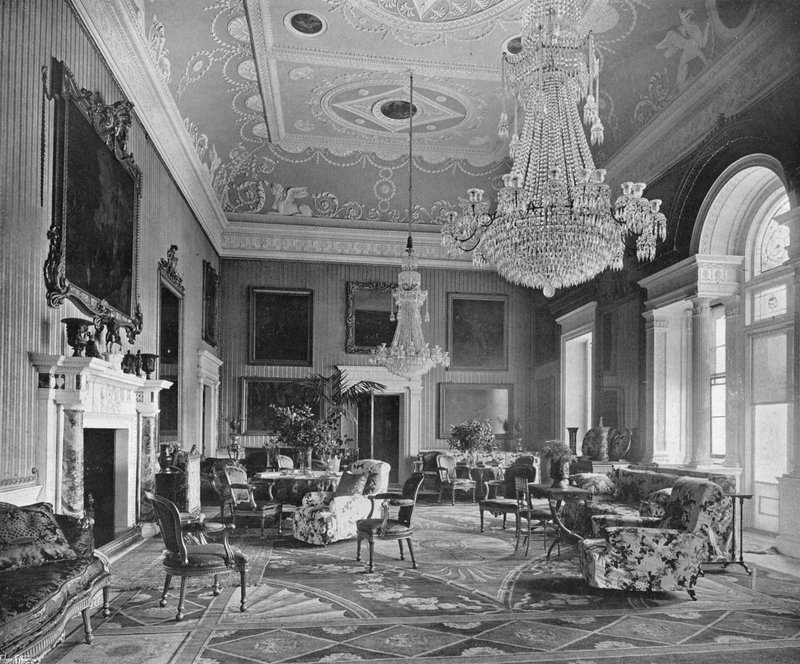 Salon (zdjęcie czarno-białe) autorstwa Charles Latham