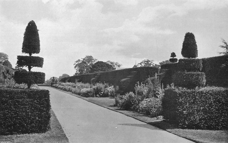 Południowa strona, Alcove Walk autorstwa Charles Latham