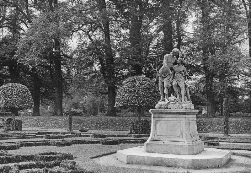Zachodnia strona południowego ogrodu autorstwa Charles Latham