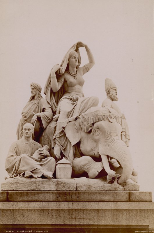 Albert Memorial, South Kensington, Londyn autorstwa English Photographer