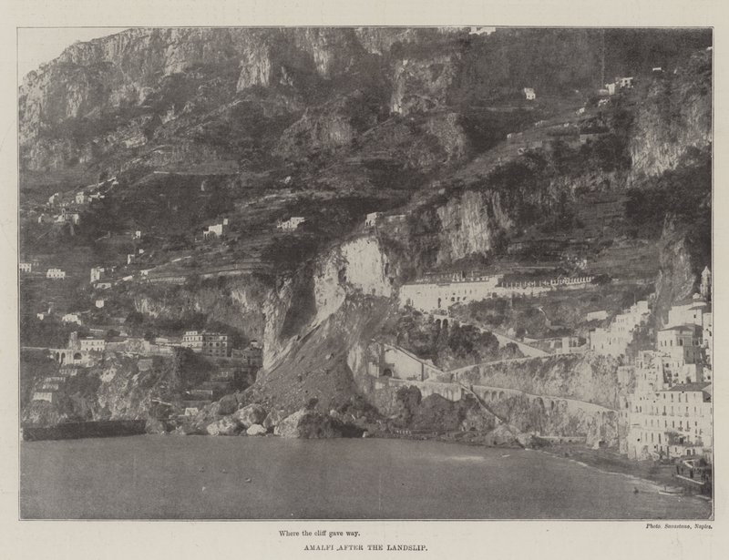 Amalfi po osuwisku autorstwa English Photographer