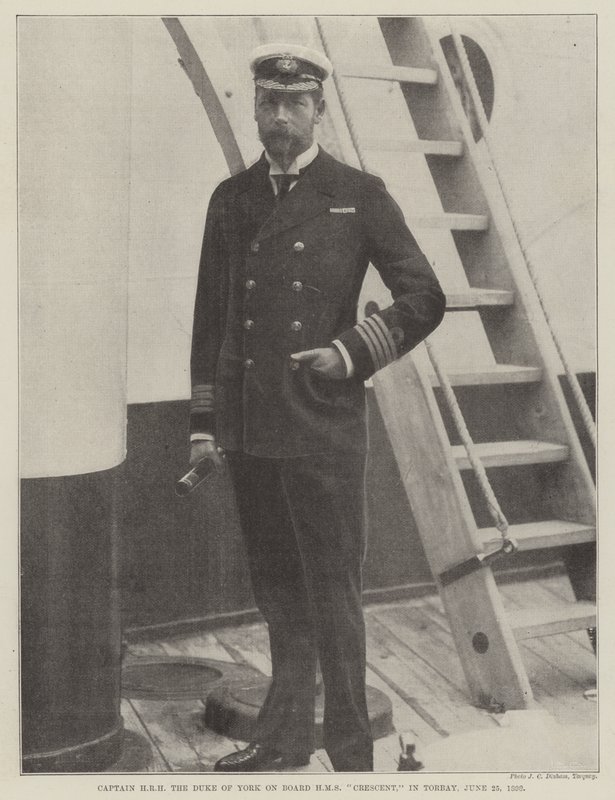 Kapitan JKW Książę Yorku na pokładzie HMS Crescent, w Torbay, 25 czerwca 1898 r. autorstwa English Photographer