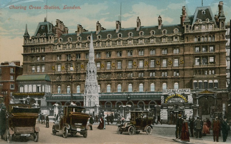 Charing Cross w Londynie. Pocztówka wysłana 16 grudnia 1913 r. autorstwa English Photographer
