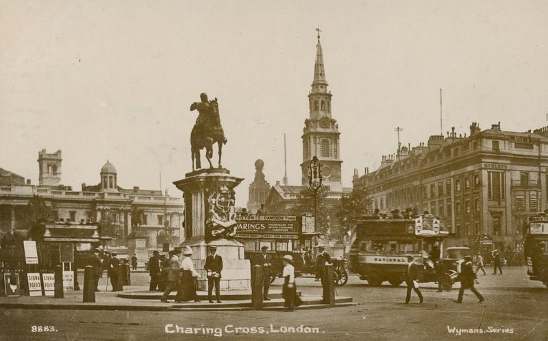 Charing Cross, Londyn autorstwa English Photographer