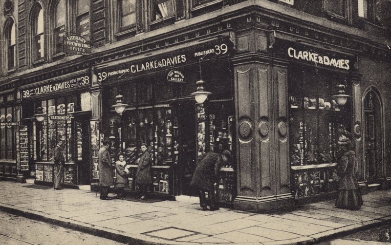 Clarke i Davies autorstwa English Photographer