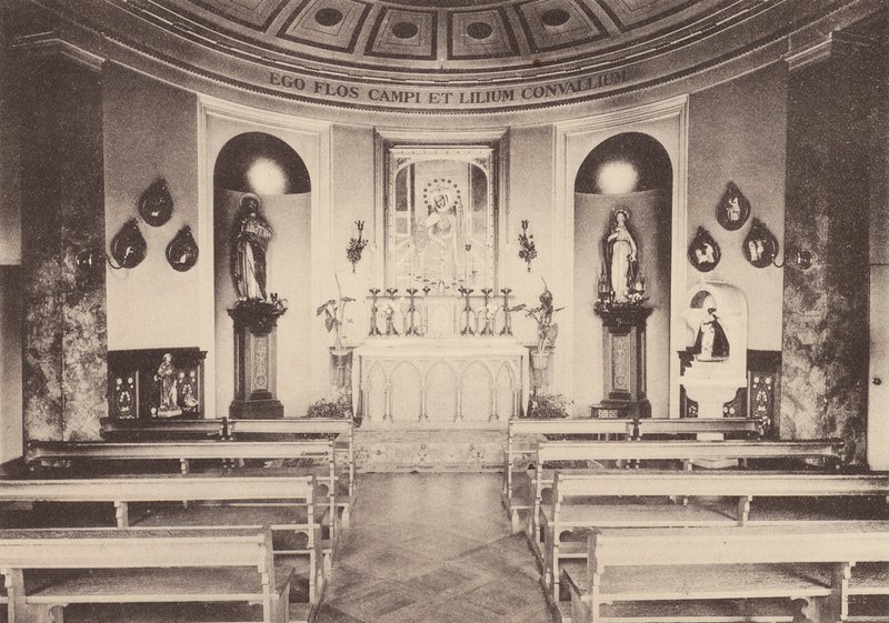 Klasztor Najświętszego Serca, Roehampton: Kaplica Mater Admirabilis (zdjęcie czarno-białe) autorstwa English Photographer