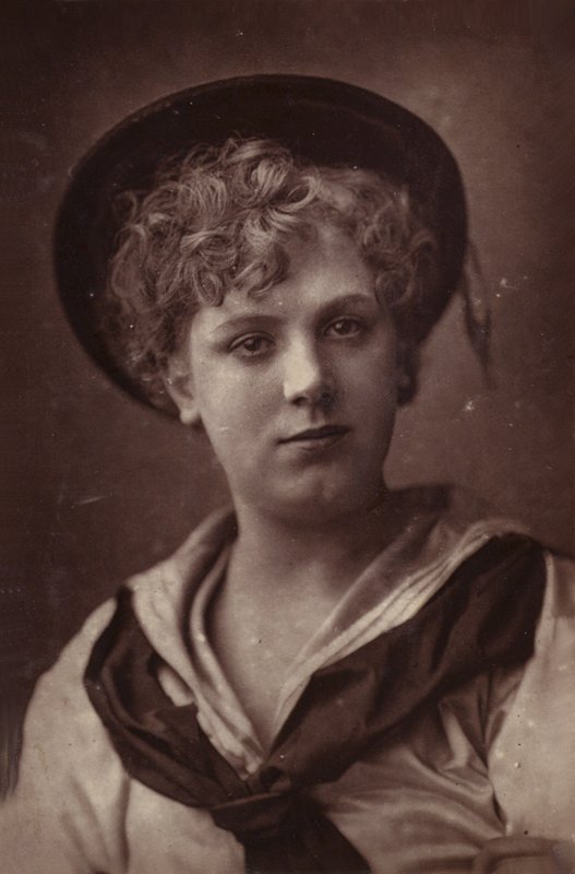 Edith Bland autorstwa English Photographer