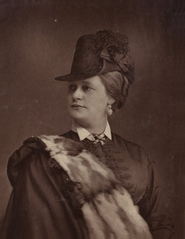 Emily Soldene autorstwa English Photographer