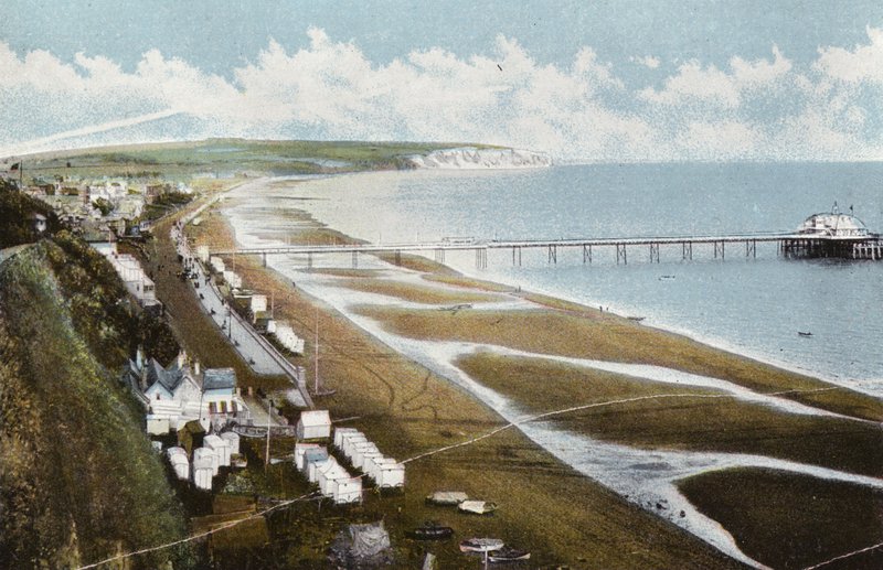 Esplanade, Sandown i Culver Cliff autorstwa English Photographer