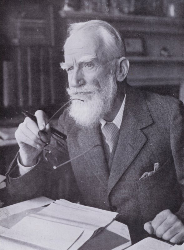 George Bernard Shaw (zdjęcie b/w) autorstwa English Photographer