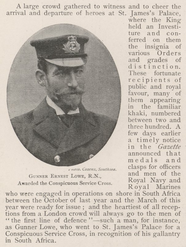 Kanonier Ernest Lowe, RN, odznaczony Krzyżem Za Wybitną Służbę autorstwa English Photographer