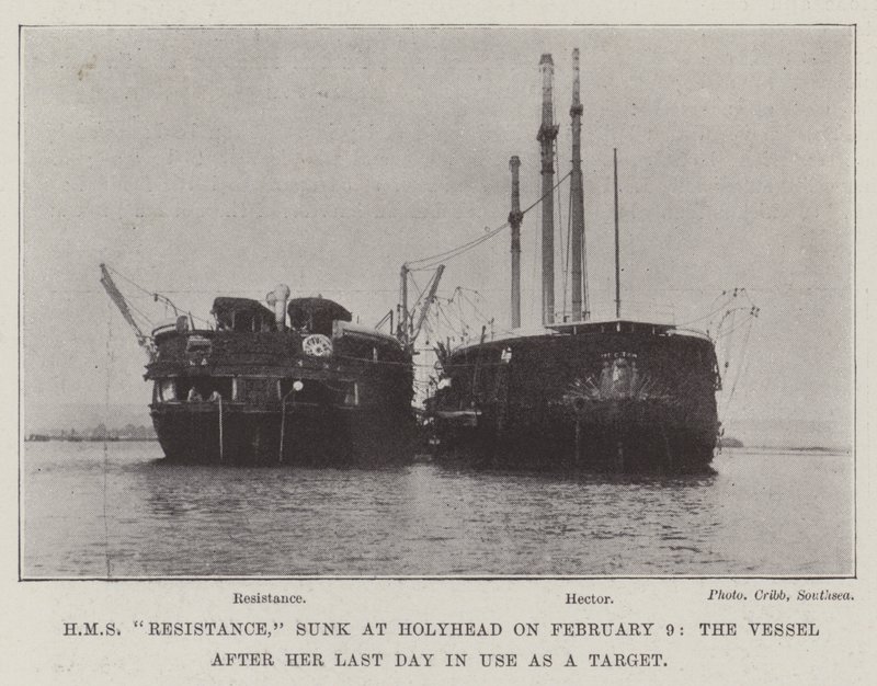 HMS Resistance, zatopiony w Holyhead 9 lutego, statek po ostatnim dniu użycia jako cel autorstwa English Photographer