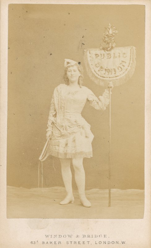 Helen Howard autorstwa English Photographer