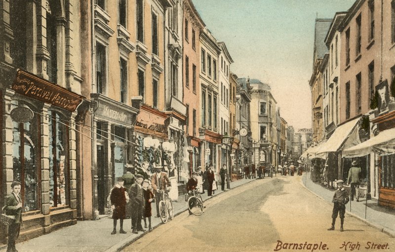 High Street, Barnstaple, Devon (zdjęcie czarno-białe) autorstwa English Photographer