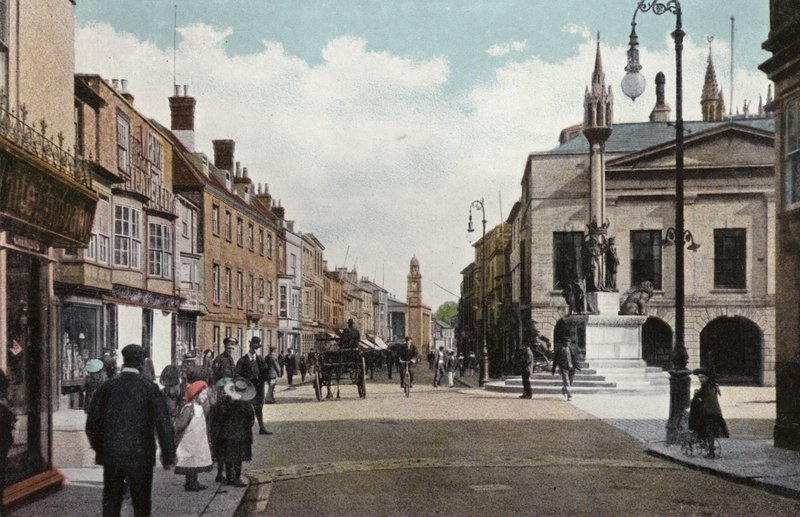 High Street i Pomnik Królowej Wiktorii, Newport autorstwa English Photographer