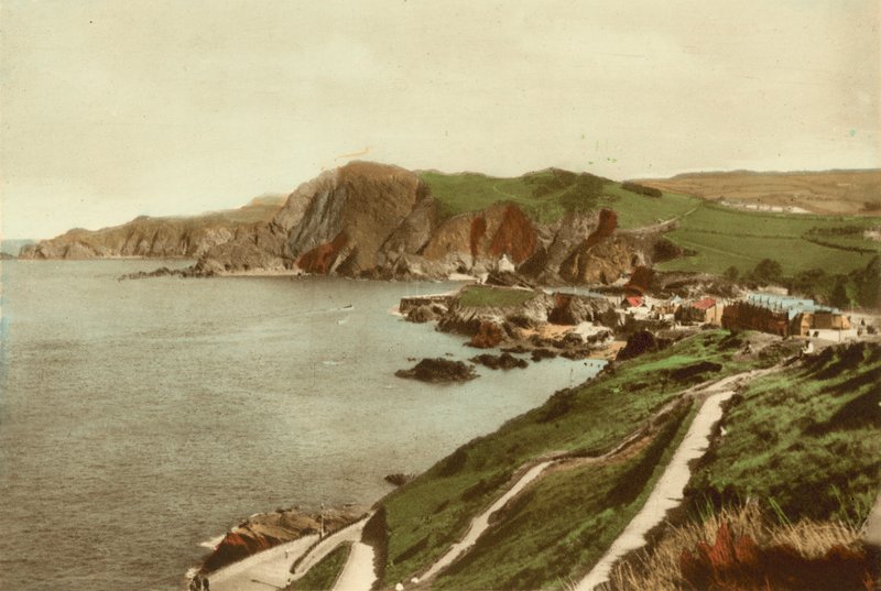 Ilfracombe, Lantern Hill i Hillsborough autorstwa English Photographer