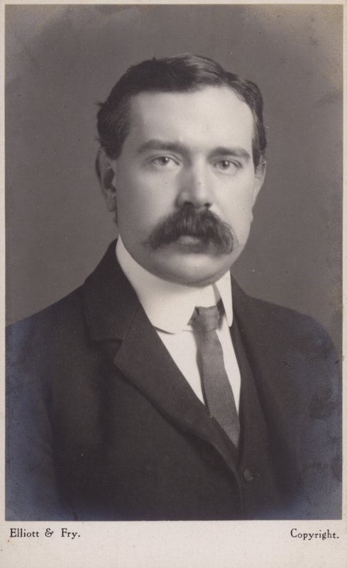 John Ambrose Fleming (1849-1945), angielski inżynier elektryk i fizyk autorstwa English Photographer