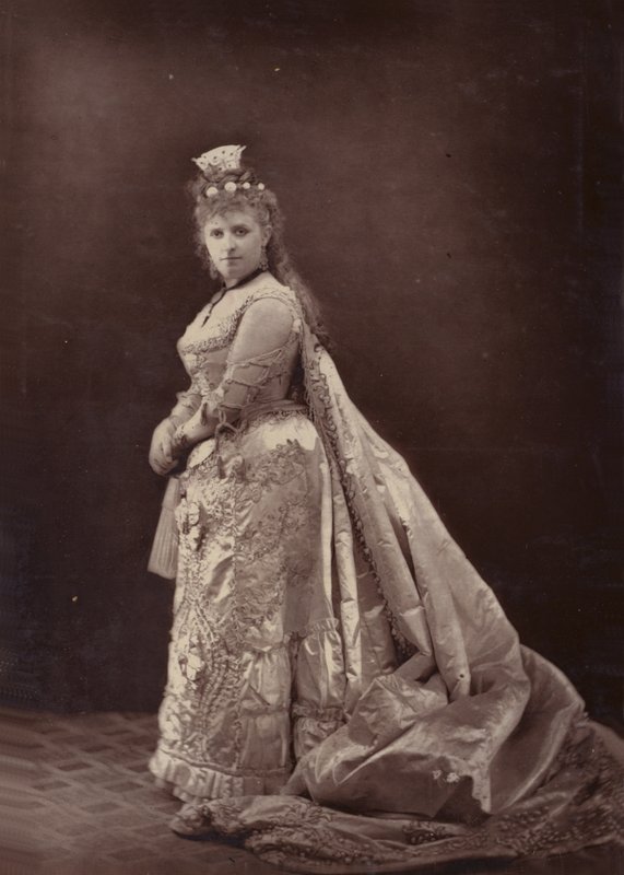 Kate Santley autorstwa English Photographer