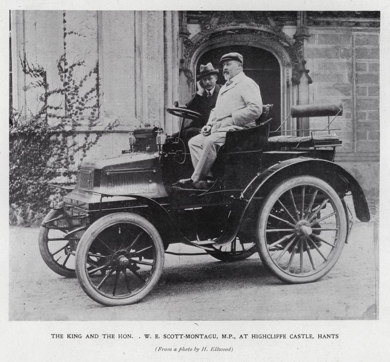 Król Edward VII z posłem, WE Scott-Montagu, w zamku Highcliffe, Hampshire (zdjęcie czarno-białe) autorstwa English Photographer