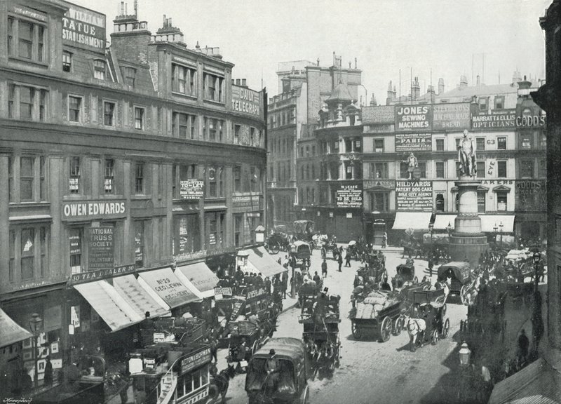 King William Street, Cannon Street End, z posągiem króla Williama (zdjęcie czarno-białe) autorstwa English Photographer