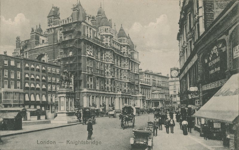 Knightsbridge, Londyn autorstwa English Photographer