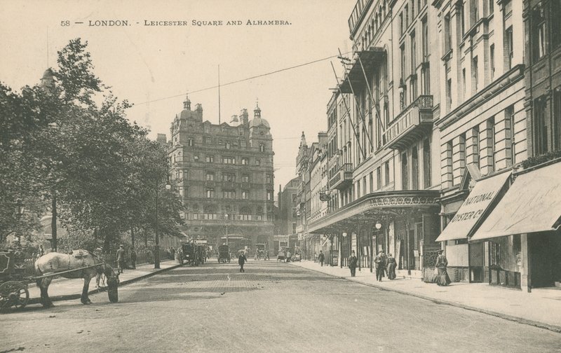Leicester Square i Alhambra, Londyn autorstwa English Photographer