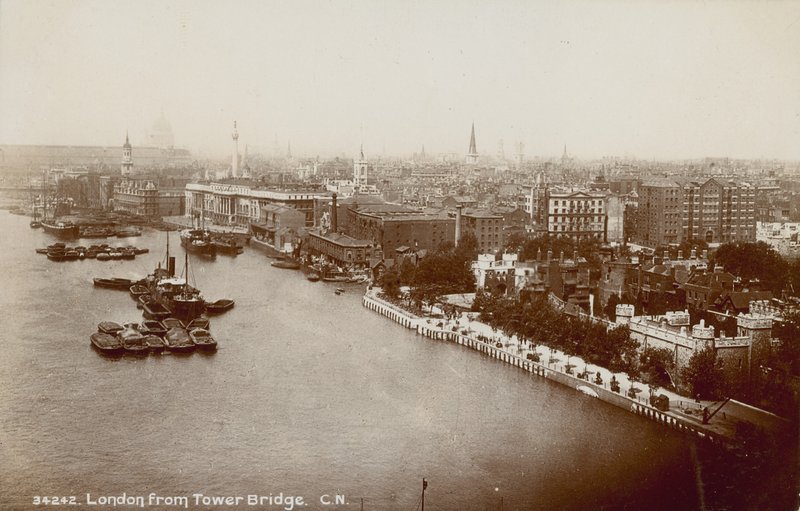 Londyn z London Bridge autorstwa English Photographer