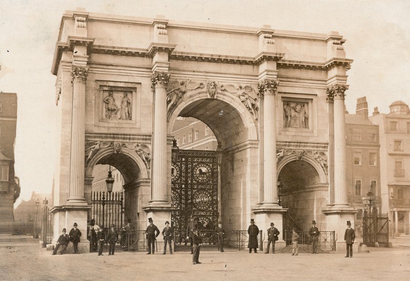Marble Arch, Oxford Street, Londyn autorstwa English Photographer