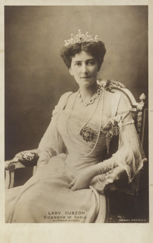 Mary Curzon autorstwa English Photographer