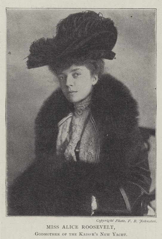 Panna Alice Roosevelt, matka chrzestna Kaisers New Yacht autorstwa English Photographer