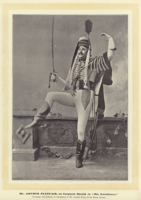 Pan Arthur Playfair, jako kapral Harold w Jego Ekscelencji autorstwa English Photographer