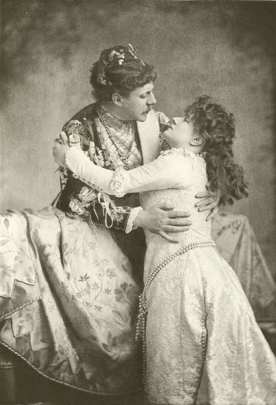 Pan Clyffe i panna Lingard jako Romeo i Julia (wklęsłodruk) autorstwa English Photographer
