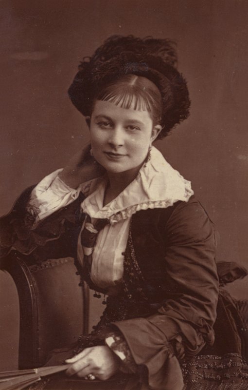 Nellie Power autorstwa English Photographer