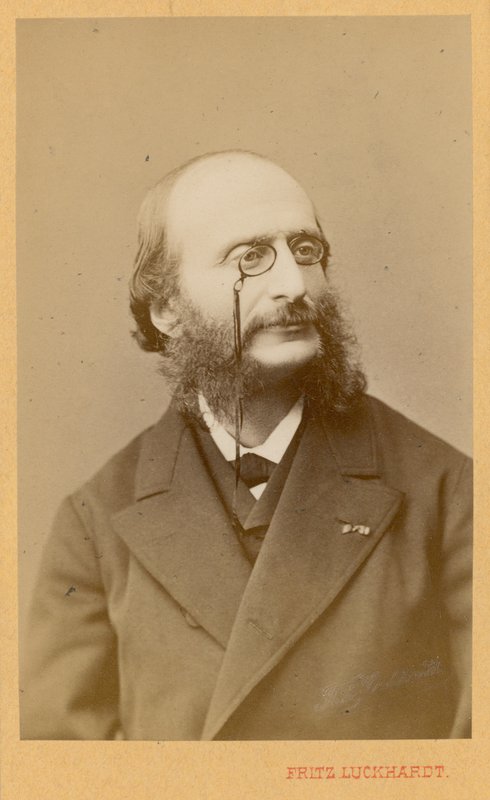 Offenbach autorstwa English Photographer