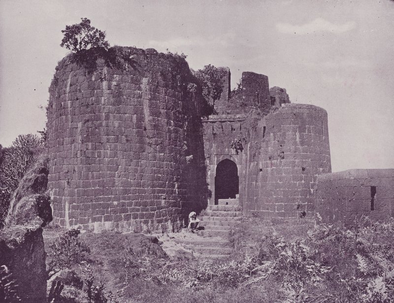 Stary Fort, Purandhar autorstwa English Photographer